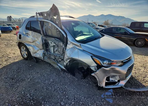 2019 Chevrolet Trax 1Lt из США, поврежденный, VIN KL7CJLSB2KB896106